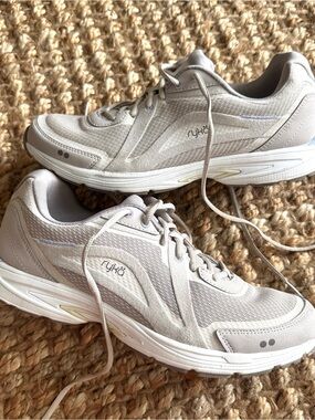 Ryka Women’s Sky Walk Fit Sneakers Size 10
